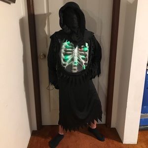 Halloween costume Medium (size 8-10)